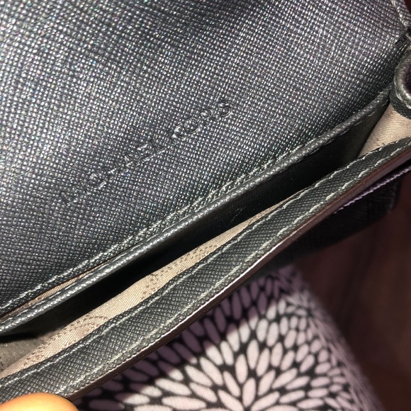 Michale Kors Small Card Wallet - Picture 4 of 5